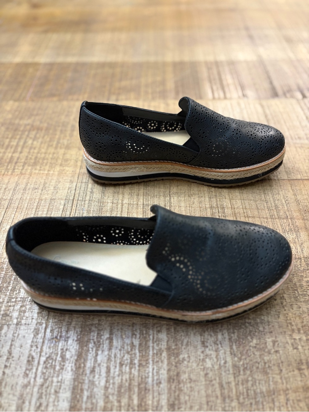 Crown Vintage Black Perforated Leather Slip-On Loafers - Picture 3 of 7